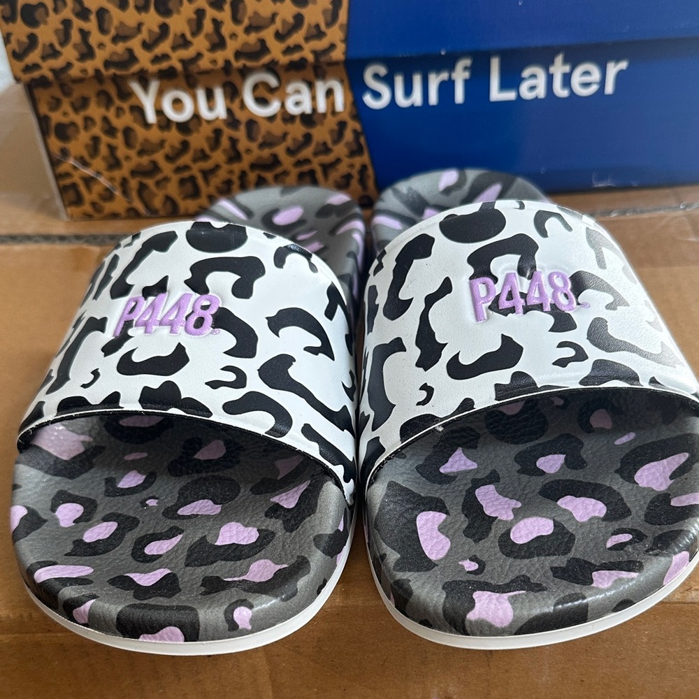 P448 Poolside Slides